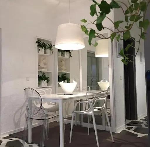 Opis * Ornos (Mykonos)